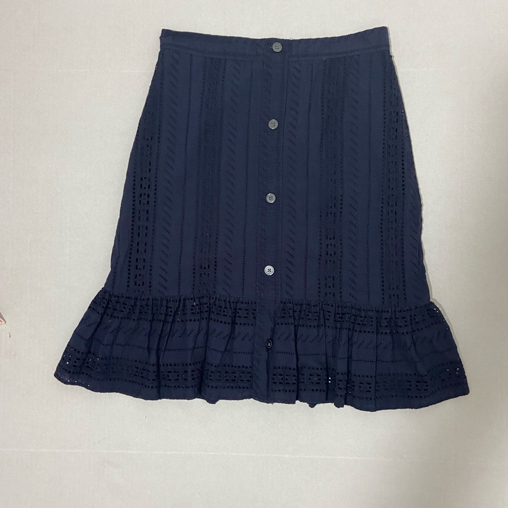 Loft Size 4 Navy Blue Eyelet / Lace Skirt